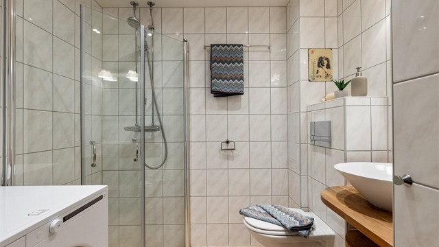 Baderommet er renovert i regi av borettslaget i 2011.