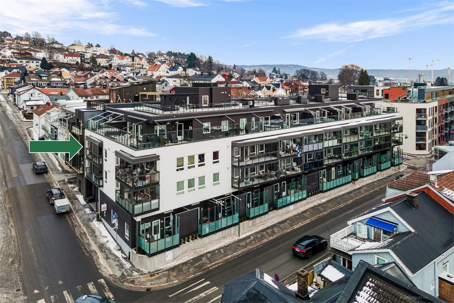 Med Magasinet Drammen og Torget Vest innen få minutters gange er alle servicetilbud lett tilgjengelige.