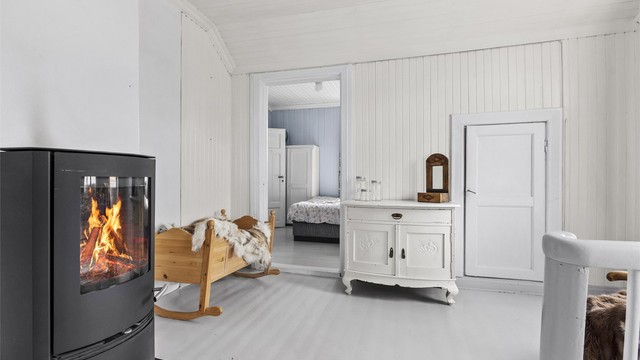 Gang med nyere etablert peisovn