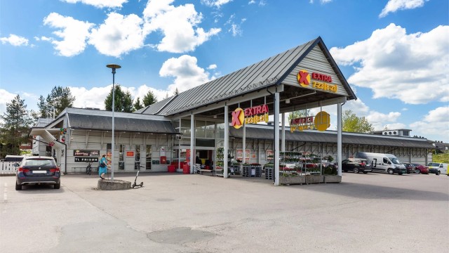 Nærbutikken er i gangavstand fra leiligheten.