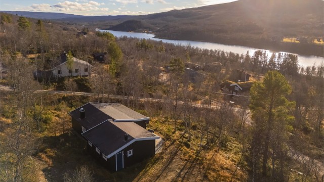 Sjarmerende og lun hytte kun en kort kjøretur fra Røros sentrum.