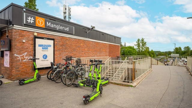 T-banen på Manglerud ligger enda nærmere.