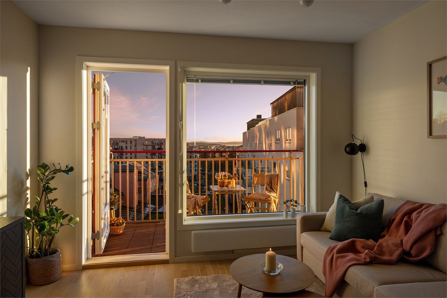 Stemningsfullt utsyn fra sofakroken.