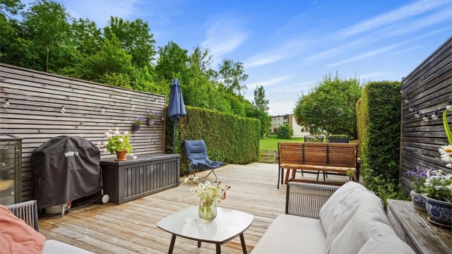 Velkommen til Skogfaret 60E - Barnevennlig og attraktivt rekkehus i blindvei