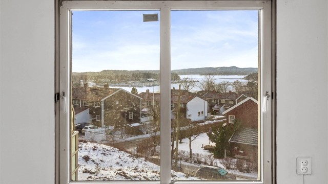 Også fra soveromsvinduet er det en åpen utsikt.