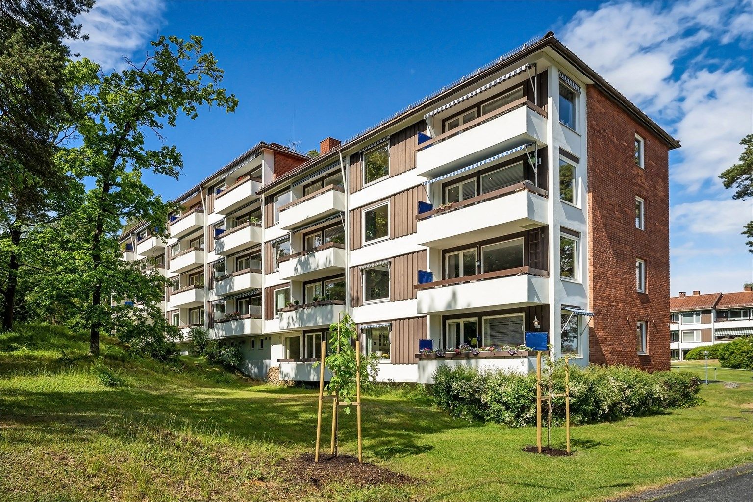 Området er kjent for å sine rolig omgivelser med sol, sjø, skog og herlig frisk luft