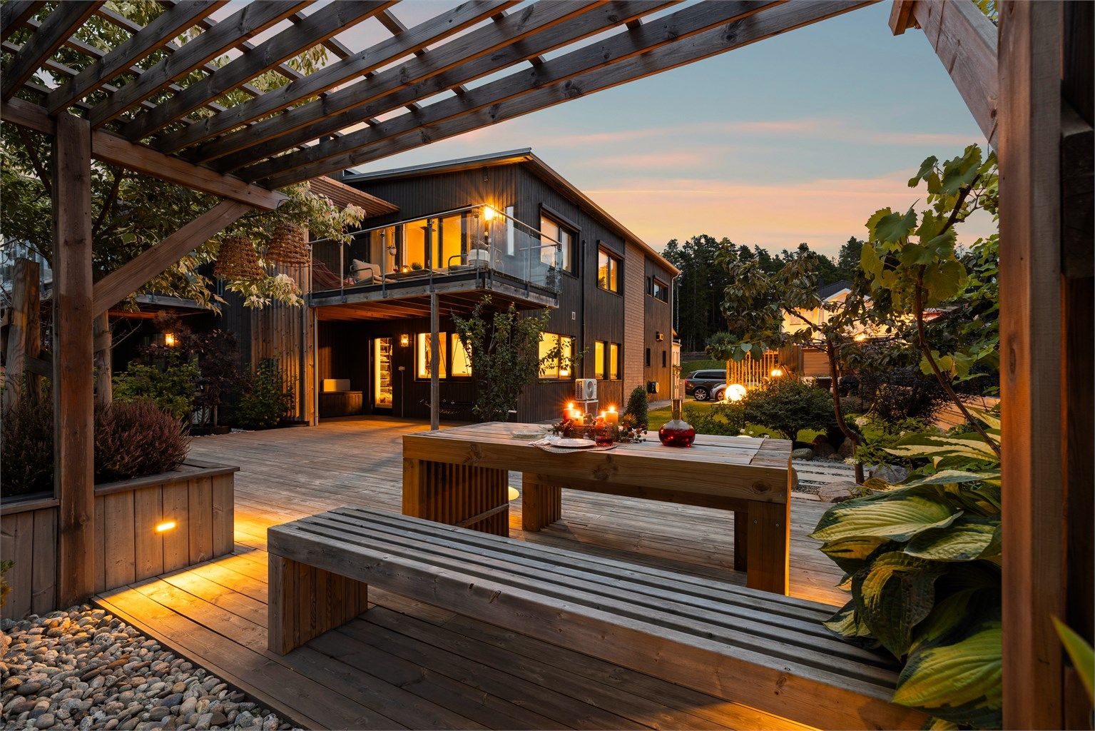 Ekebergveien 54 presenteres av Raymond Bøhn i Krogsveen.