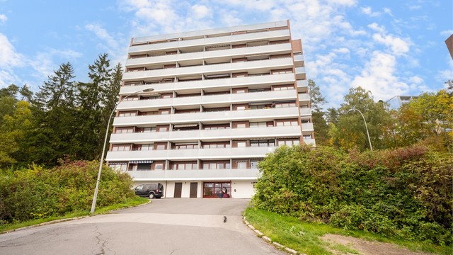 Stallerudåsen borettslag har heis i oppgangen og fellesfasiliteter som kostnadsfritt vaskeri.