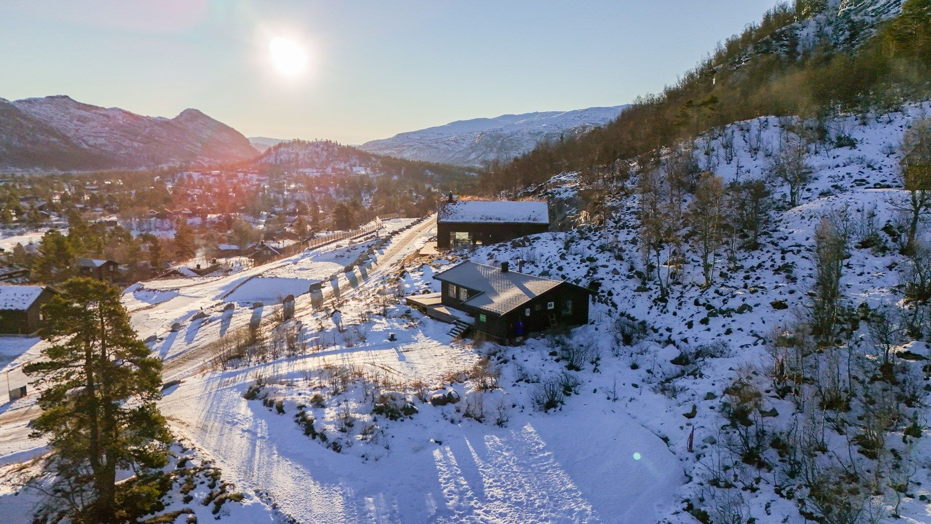 - Velkommen til Plassenuten 49 - 