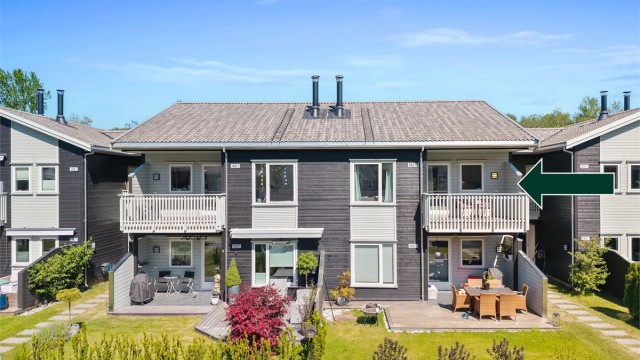 Krogsveen v/Christopher Sand ønsker velkommen til Skogliveien 182B