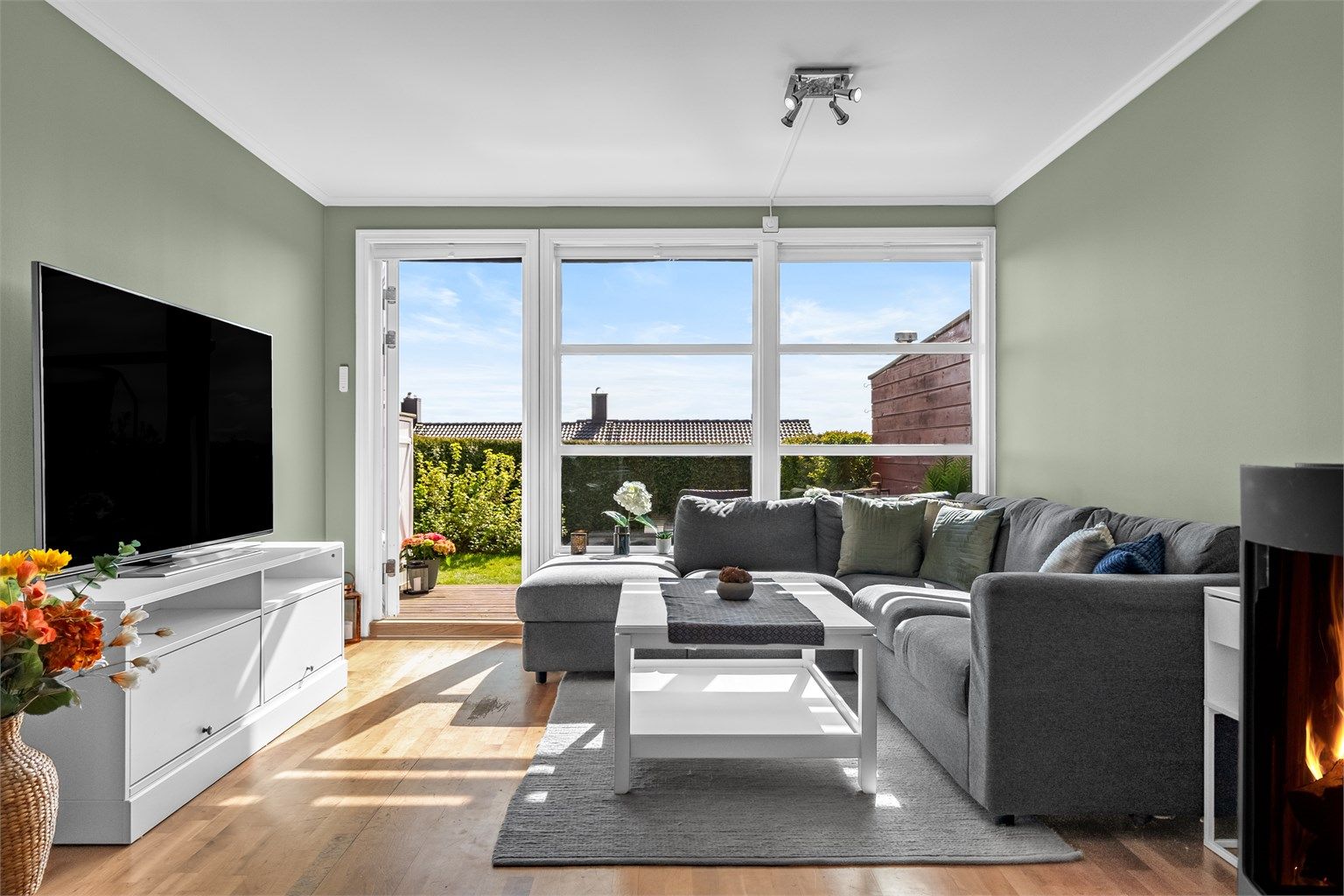 Utgang til uteområde med gode solforhold