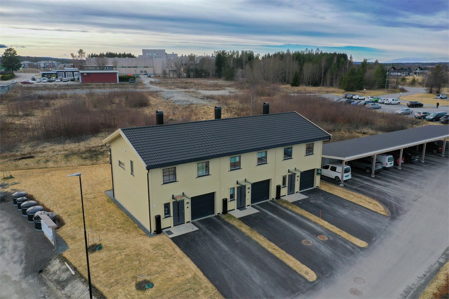 Fra boligen er det kun ca. 8 minutters gange til den nye Aursmoen barne- og ungdomsskole.