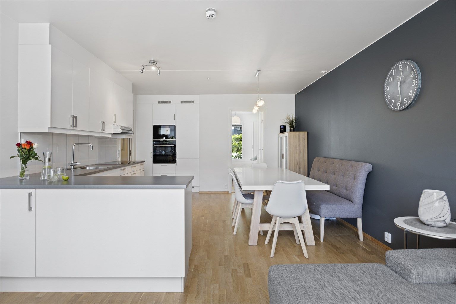 Leilighetens gode planløsning gjør det enkelt å innrede etter eget ønske