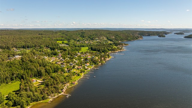 Ullerøy er blant de mest ettertraktede ferie- og fritidsområdene langs denne delen av kysten, kun 80 minutter fra Oslo.