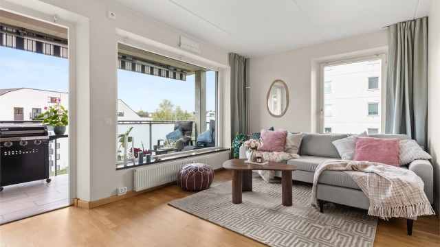 Stine Thorvik v/ Krogsveen Hasle har gleden av å presentere Økern Torgvei 9B!