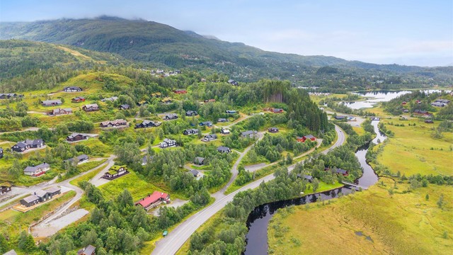 Ideelt utgangspunkt for turer i fjellet, sommer som vinter.