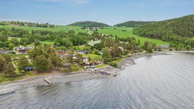 Velkommen til Jessnesvegen 675 - Eldre fritidsbolig med nærhet til Mjøsa!