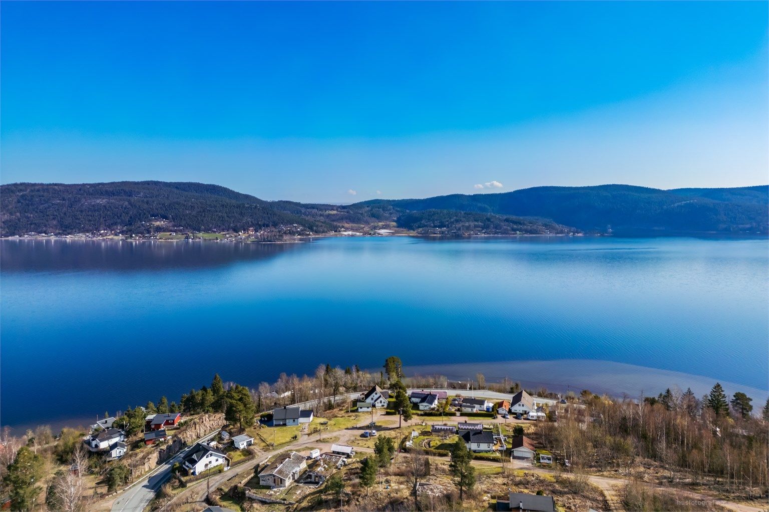 Flott utsikt over mot Hyggen/Gjerdal og Hurumlandet. 