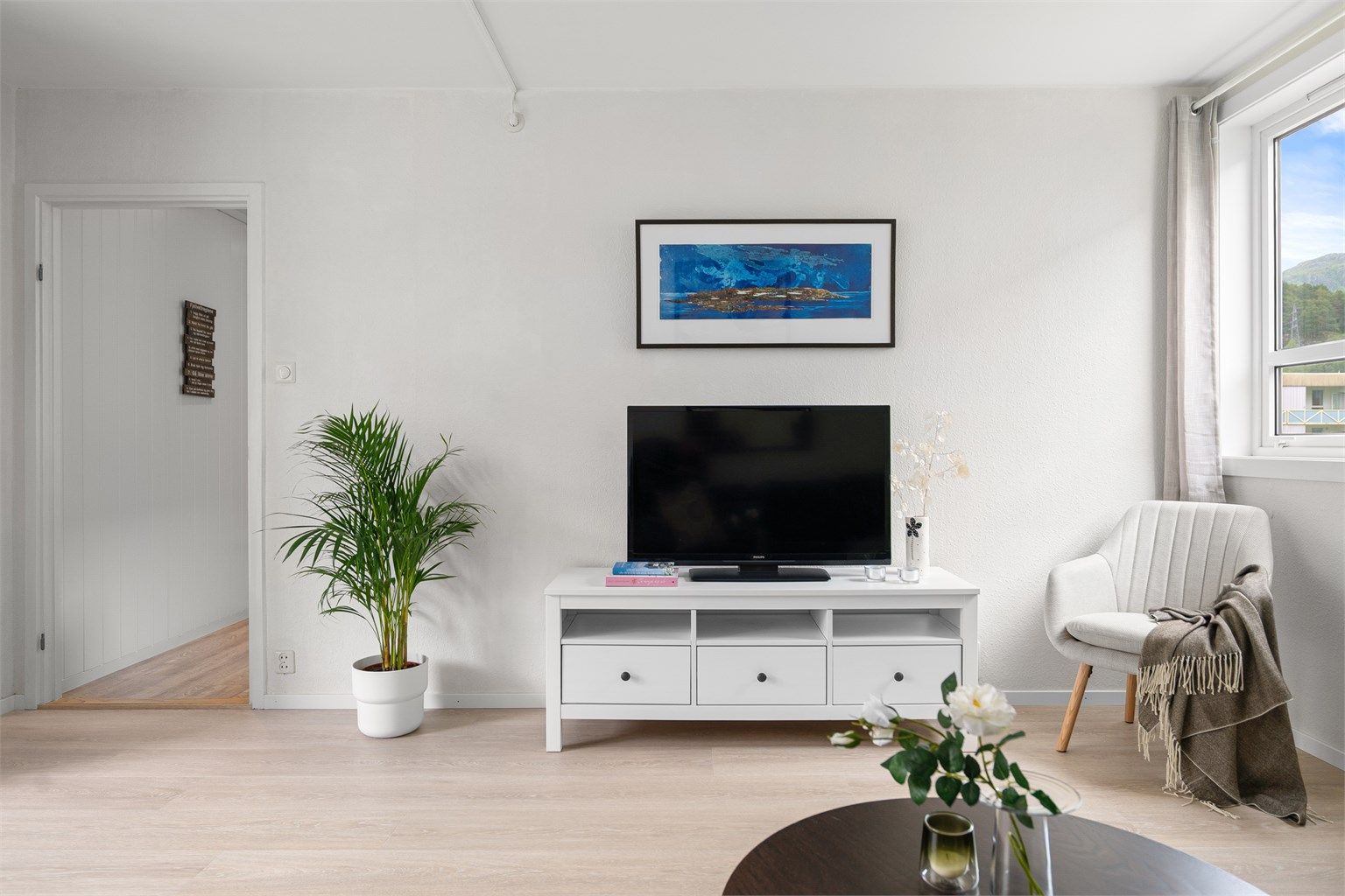 - God plass til en koselig TV-krok. Grunnpakke med tv/internett inkludert i felleskostnadene -