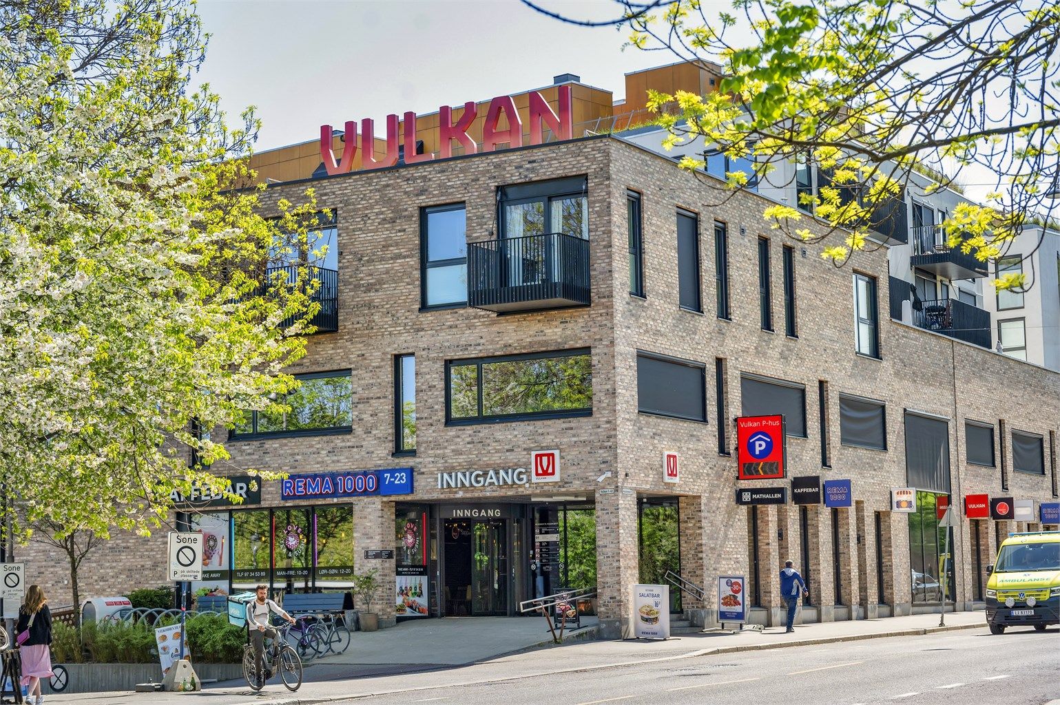 For et bredere utvalg av shopping, spisesteder og kulturopplevelser er veien kort til populære områder som Vulkan og Grünerløkka.