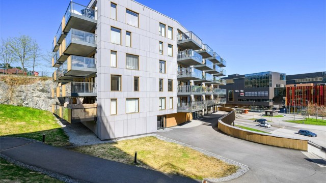 Velkommen til denne fine leiligheten like ved Lagunen Storsenter og bybanen, presentert av Fredrik Stuhr i Krogsveen Bergen sentrum