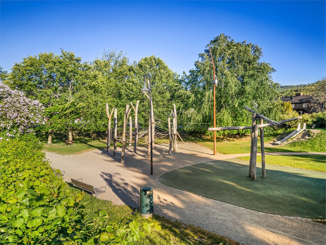 Kort gangavstand til park i sentrum