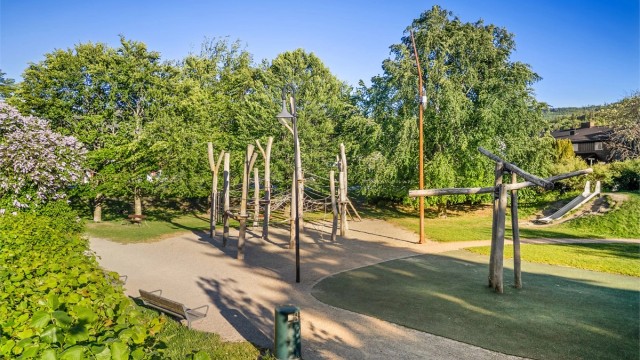 Kort gangavstand til park i sentrum