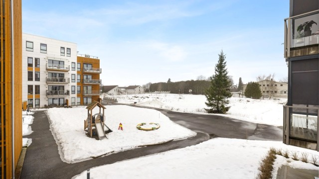 Området byr på flotte turmuligheter og preparerte lysløyper på vinterstid.