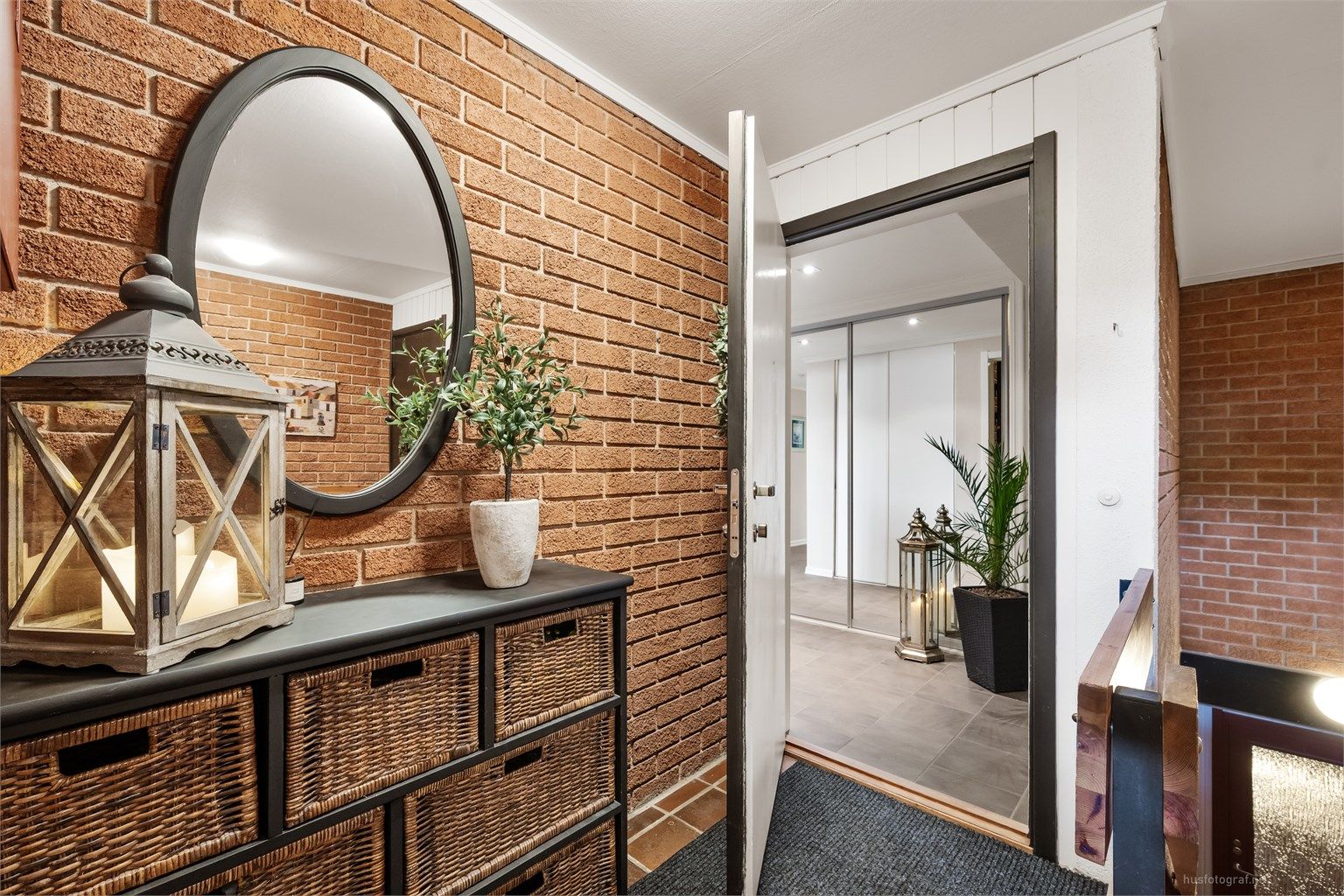 Privat inngangsparti.