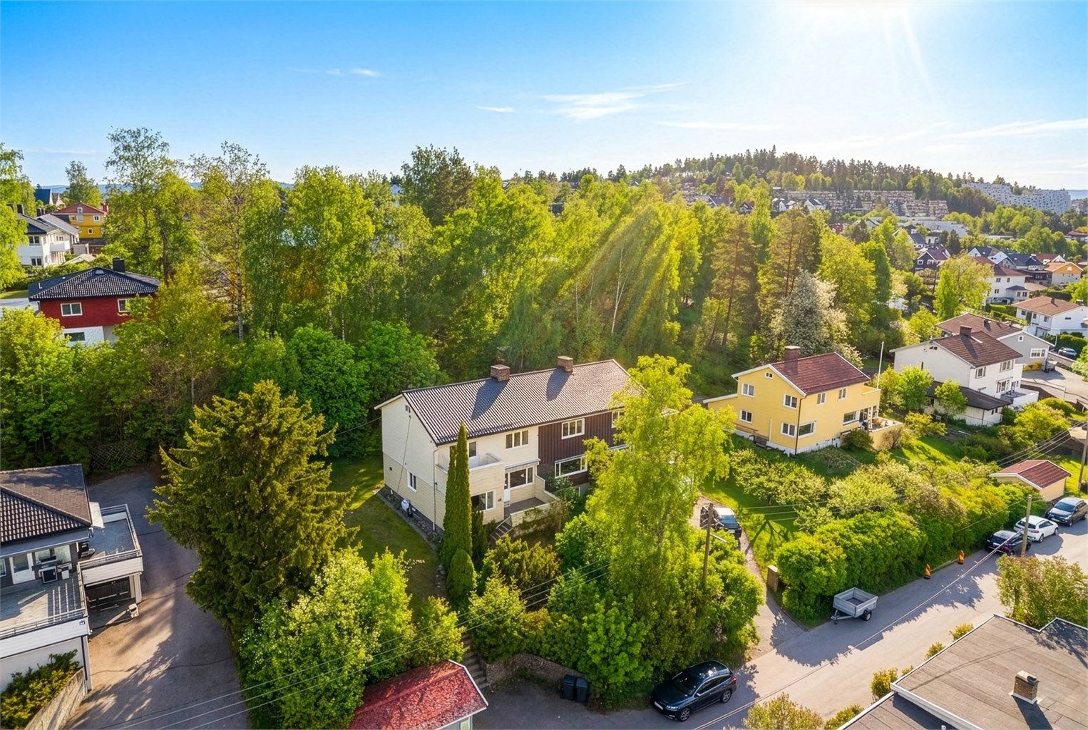 Innholdsrik tomannsbolig med stort potensial, beliggende i et veletablert og attraktivt boligområde på Røa.
Foto: Peter Futo