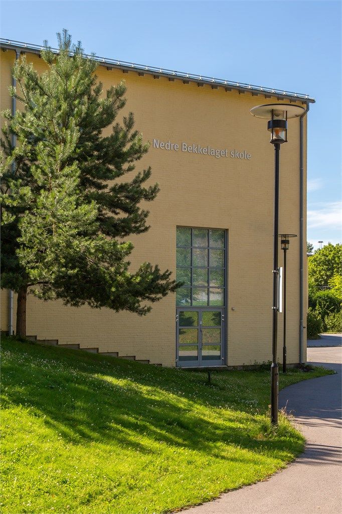 Eiendommen sokner til Nedre Bekkelaget skole. 
