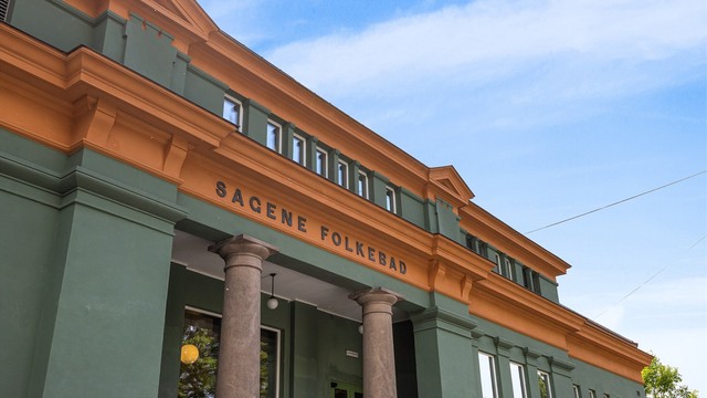 Gamle Sagene Folkebad, fra år 1899, er renovert i samråd med Byantikvaren. Nå har Oslo Badstuforening åpnet badet for folket igjen! Her er det to gode badstuer med plass til totalt 42 personer, et fantastisk dusjanlegg, kaldkulp og garderober med skap.