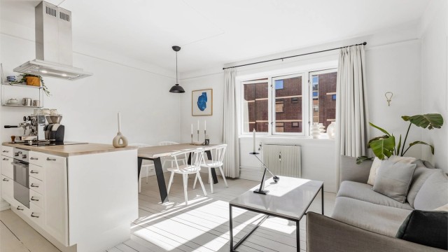 Robin Laurtizen v/ Krogsveen Eiendomsmegling har gleden av å presentere Hans Barliens gate 1B!