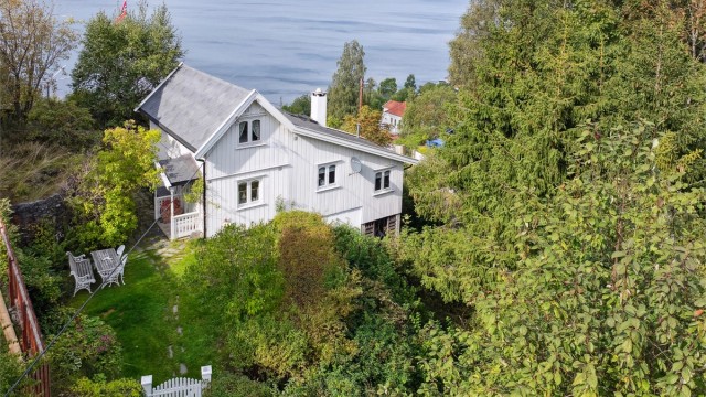 Velkommen til visning i Hellaveien 57 - presentert av Krogsveen v/Anniken Øderud.