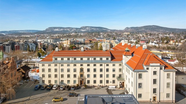 Sameiet har en stor, felles takterrasse på nesten 300 m² for sosialt samvær.