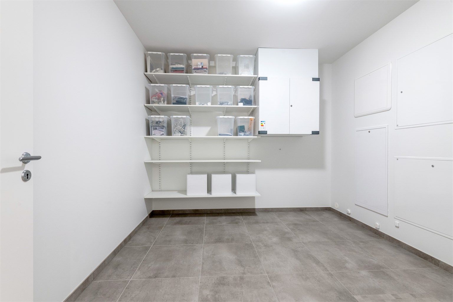 Teknisk rom/bod i underetasjen.
Anlegg for balansert ventilasjon er montert her