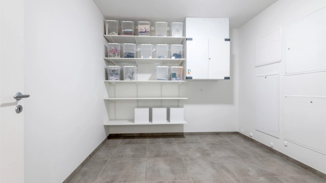 Teknisk rom/bod i underetasjen.
Anlegg for balansert ventilasjon er montert her