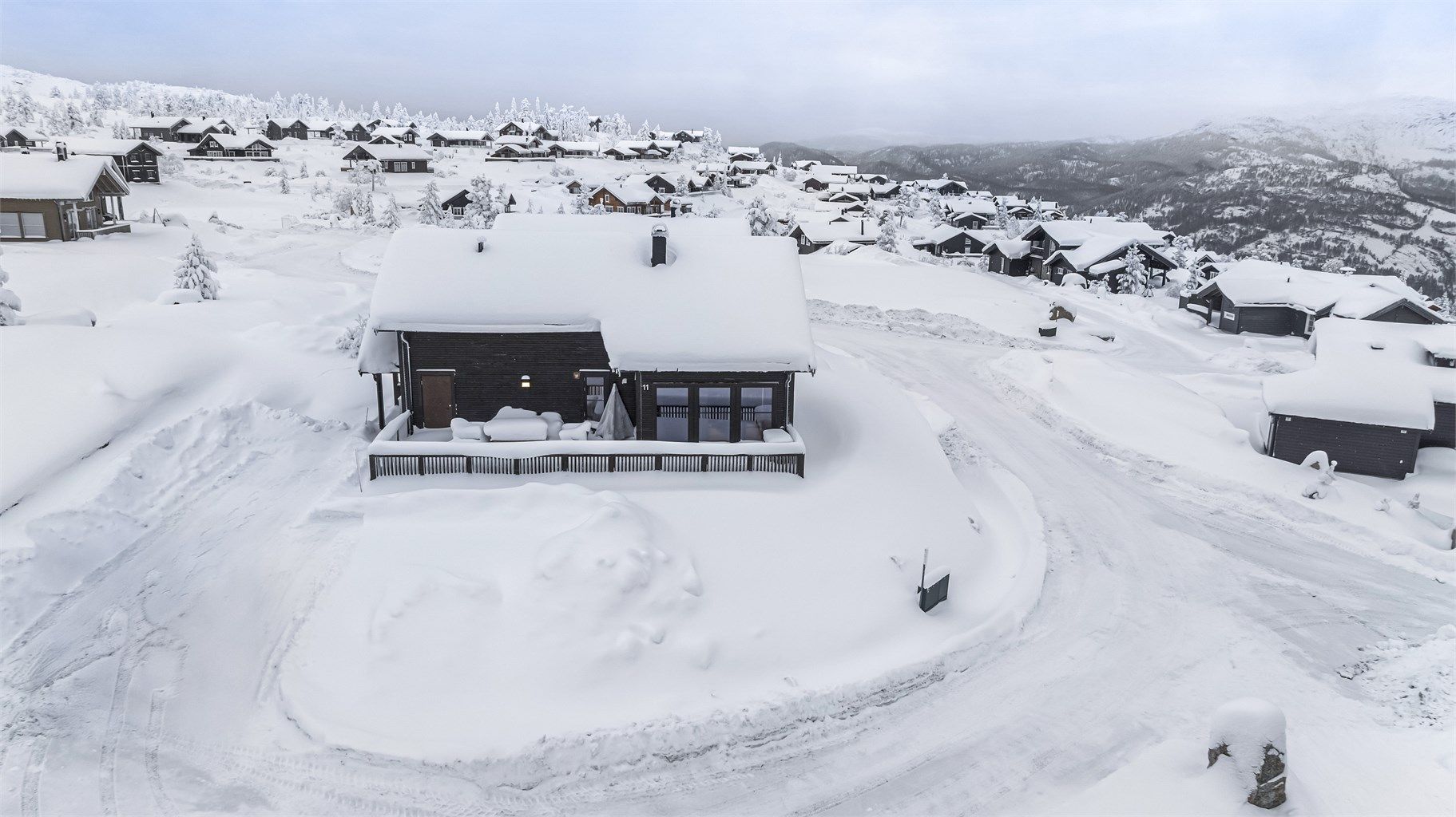 God intern beliggenhet med kort vei til toppen