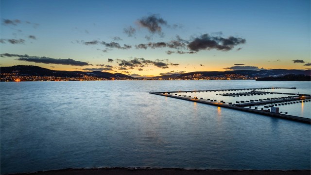 Området byr på nærhet til Drammensfjorden med båthavn og gode bademuligheter.