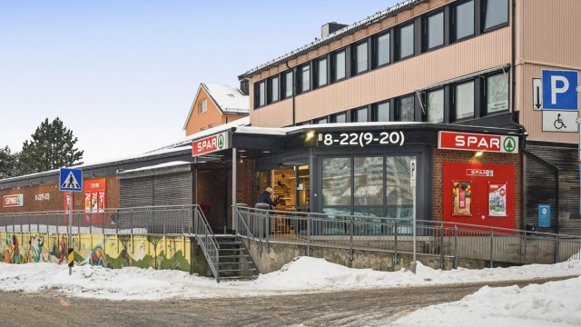 De daglige innkjøpene gjøres enkelt hos Spar Kjelsås, kun en kort spasertur unna.