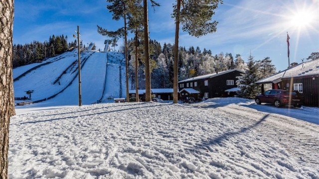 Linderudkollen er en kort buss/biltur unnamed fantastiske langrennsmuligheter på vinterstid