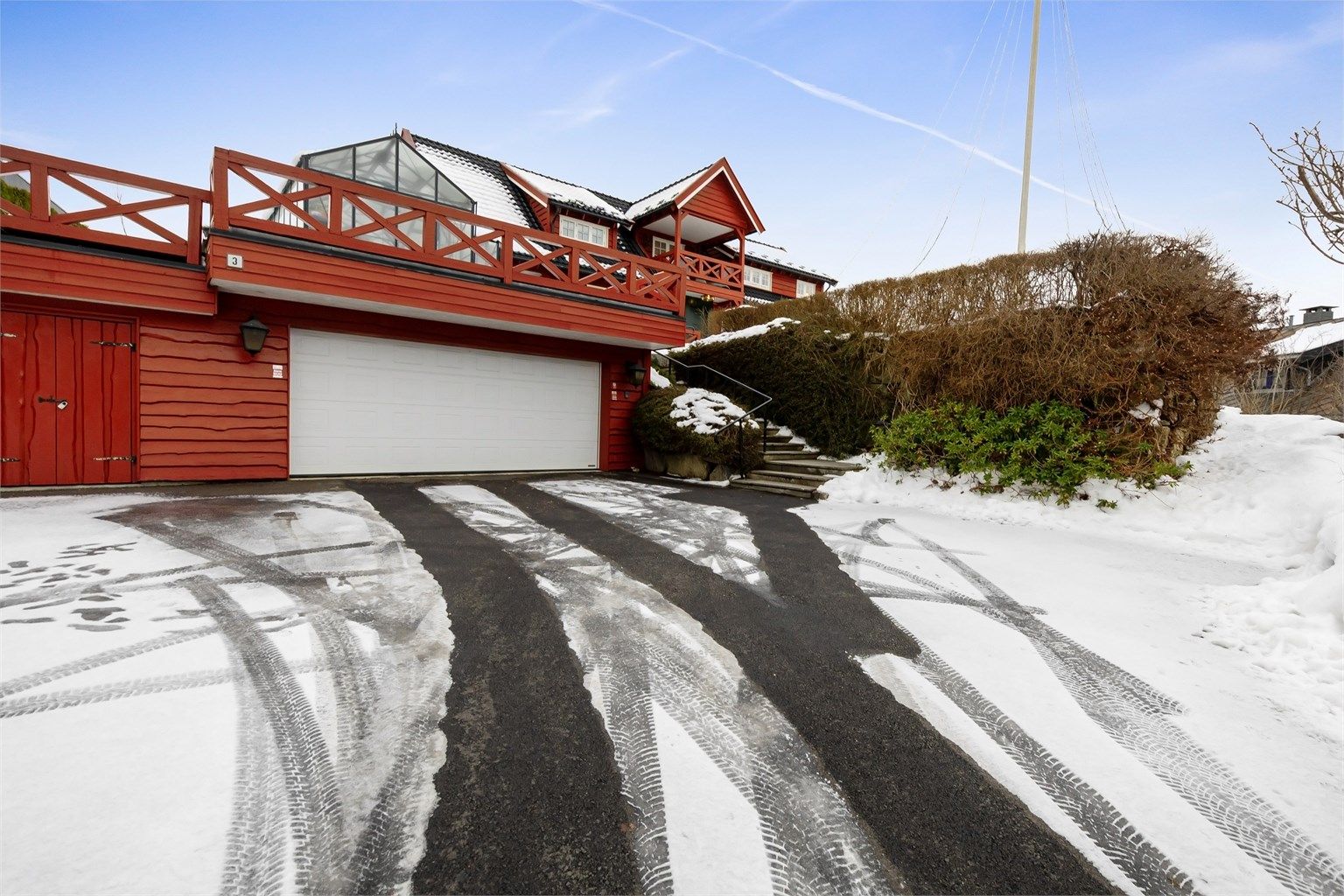 Parkering i dobbelgarasje og på egen tomt