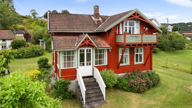 Velkommen til denne sjarmerende fritidseiendommen på Nærsnestangen!
Foto: Stener Widnes