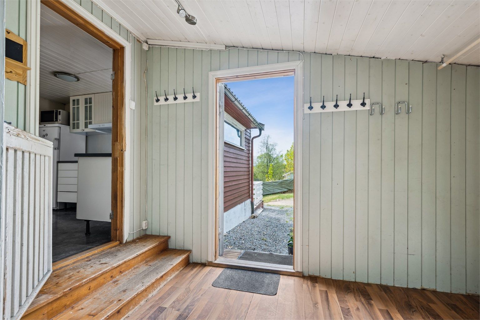 Entrè med god plass til oppheng av yttertøy.