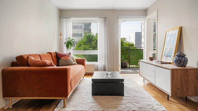 Dette er en pen og romslig 2-roms med luftig utsyn og god plassering på feltet. Foto: Christian Jacobsen v/ Studio Oslo.