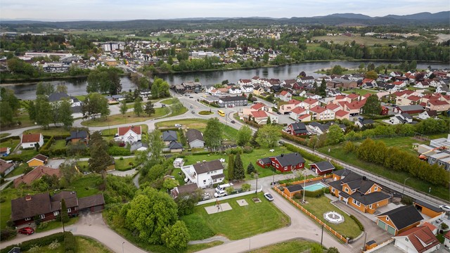 Kort vei til Hokksund sentrum med de flere servicetilbud