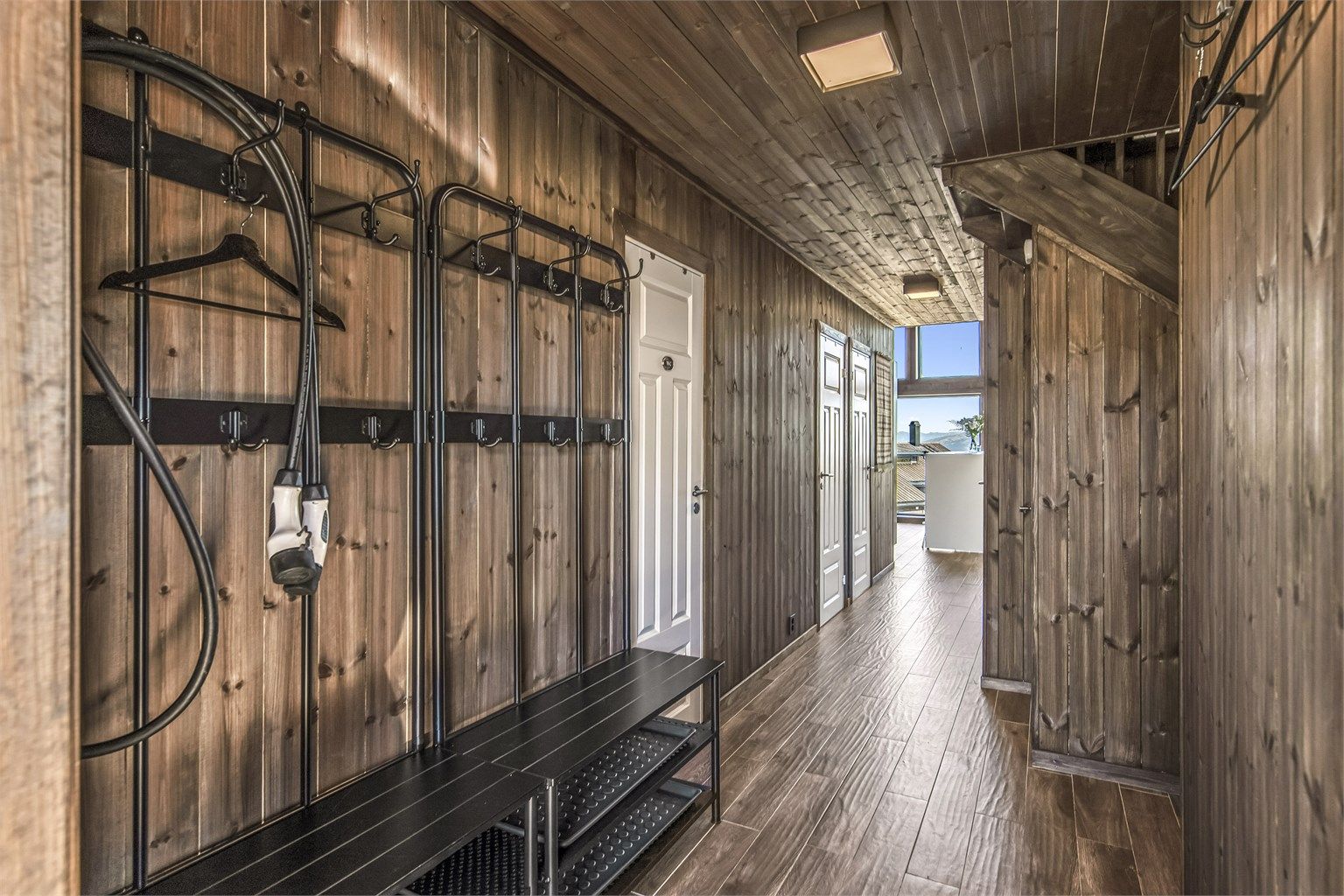 Entré med god plass til å henge fra seg yttertøy