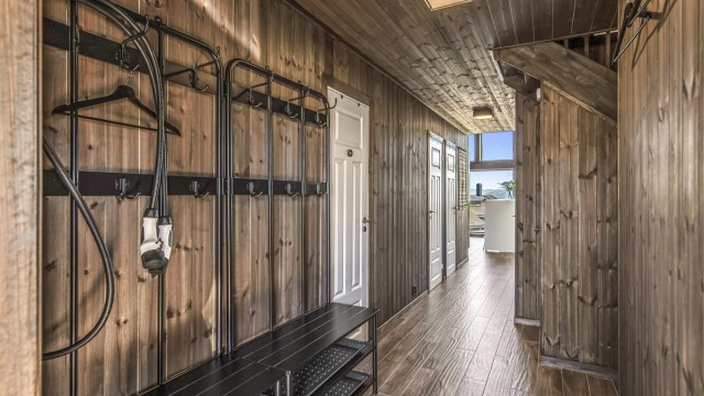 Entré med god plass til å henge fra seg yttertøy