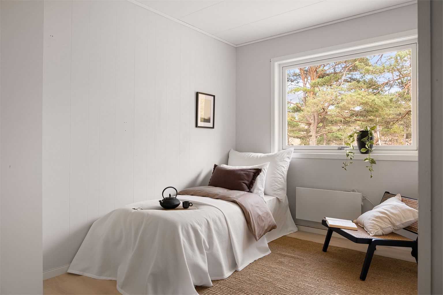 Alle soverom er av god størrelse, dette på ca. 13 kvm.