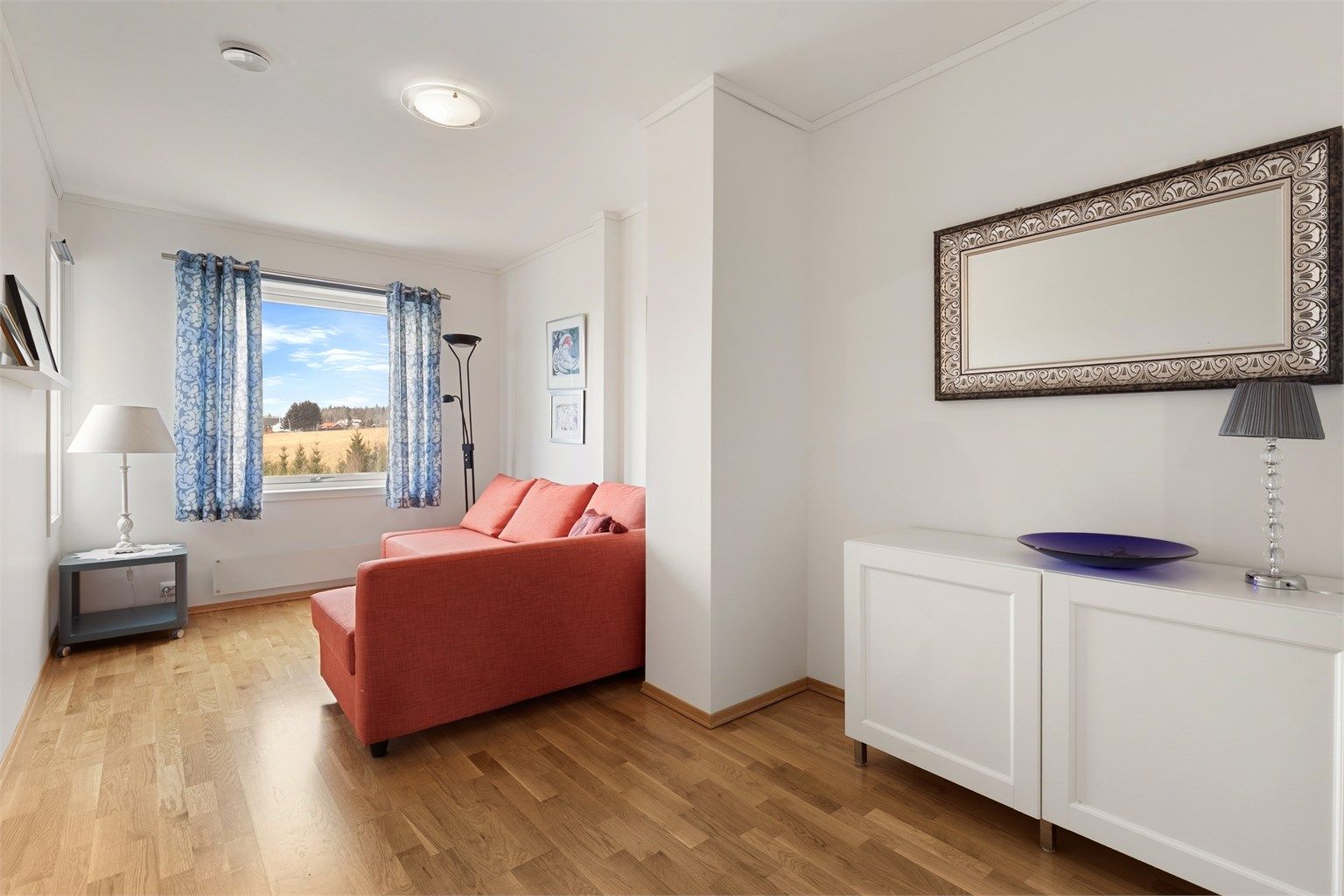 Soverom 2 er av meget god sørrelse